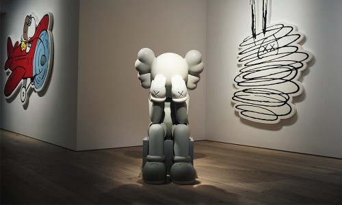 KAWS 首尔个展都有哪些作品？带你一次看全！