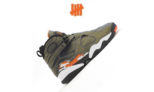 没有 UNDEFEATED AJ IV，等等明年的 VIII 也不错？