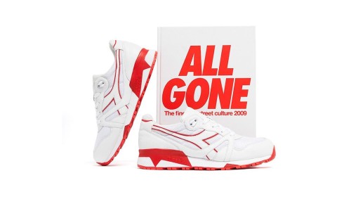 再次从封面取灵感，La MJC x Diadora 联名 N9000 “ALL GONE 2009” 鞋款释出
