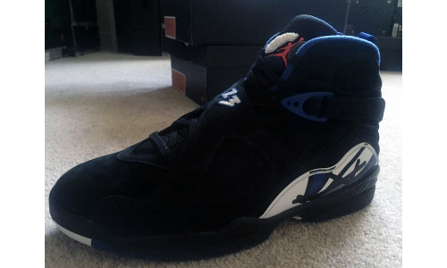 两双全新 OVO x Air Jordan VIII 实物照曝光