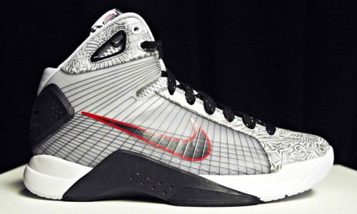 Nike Hyperdunk 2008 美国队配色即将归来