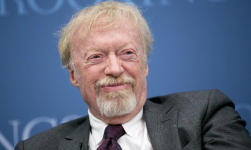 完成新老交替，Nike 创始人 Phil Knight 正式卸任董事会主席职务