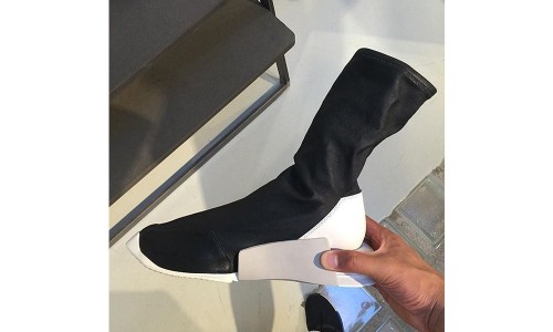 这会是传说中的 Rick Owens “NMD” 吗？