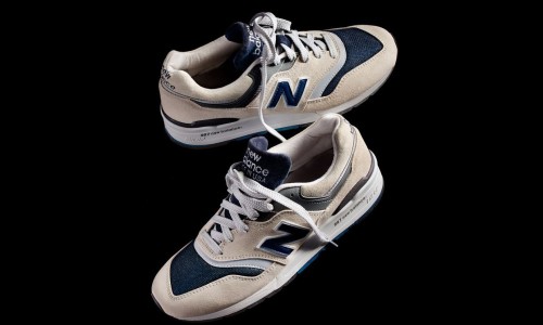 把人类登月的故事附在 New Balance 的联名鞋款之上