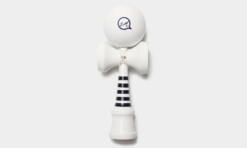 DENIM BY VANQUISH & FRAGMENT 带来一款日本传统民间玩具