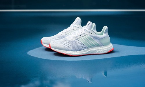 女生独占，adidas UltraBOOST ST 打造全新配色