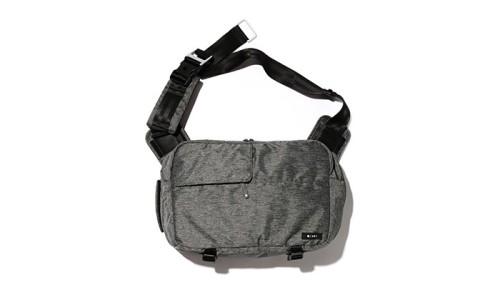 Incase x Ari Marcopoulos 合作款相机包