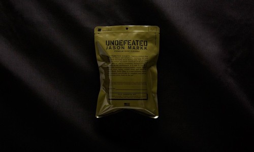 UNDEFEATED 携手 Jason Markk 推出联乘清洁套装