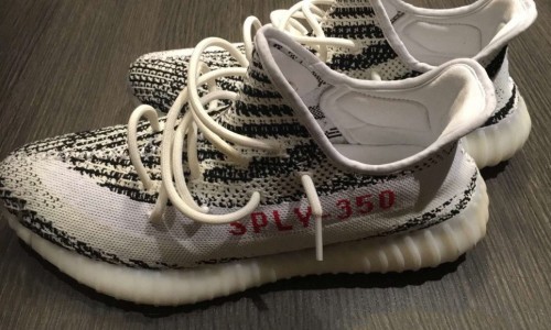又一双新配色的高清预览图，Kanye West 上脚新 Yeezy boost 350 V2 