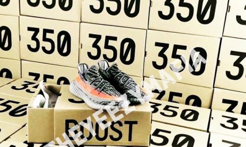 传闻 9 月 24 日发售？ Yeezy Boost 350 V2 首发配色实物图抢先预览