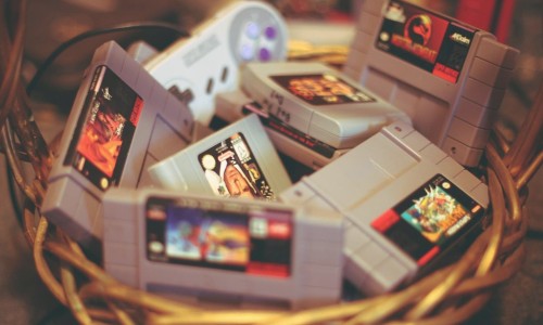 Nintendo 即将于全新机型 NX 推出插卡模式