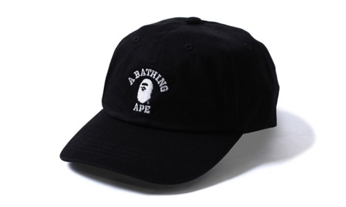 A BATHING APE® 推出全新 “Dad Hat” 系列单品