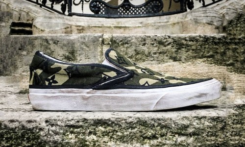 村上隆个人定制，Louis Vuitton x Vans Slip-On 鞋款