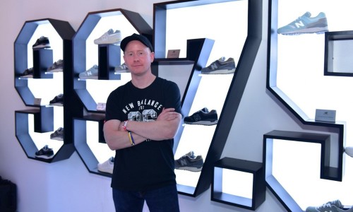 会哼周杰伦歌的美国人设计了 New Balance 997.5 x PHANTACi 全系列