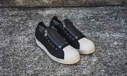 一条拉链还不够？这双 Y-3 贝壳头上给你两条