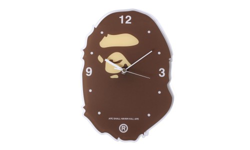 A BATHING APE® 推出了一款“猿人头”挂钟