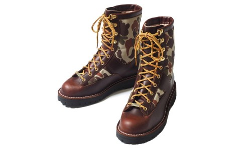 Warehouse x Danner Camo Light 联名靴款