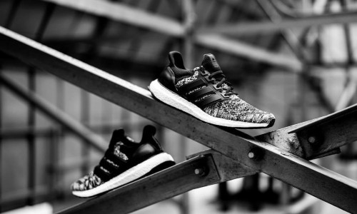 激似“奥利奥”配色？Reigning Champ x adidas 联名 Ultra Boost 鞋款曝光