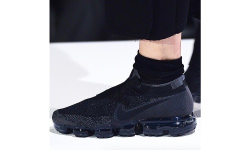 COMME des GARÇONS 将与 Nike 在明年推出令人惊喜的联名鞋款