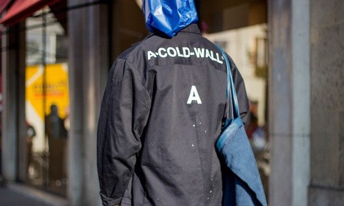 除了 Yeezy 、 OFF-WHITE ，你还得知道它