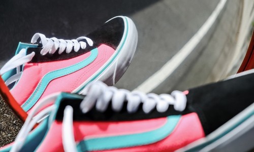VANS 日本限定 OLD SKOOL “NEON PINK”