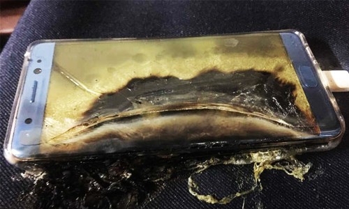 正式停产！三星 Note 7 终于把自己的前途给 “炸毁” 了