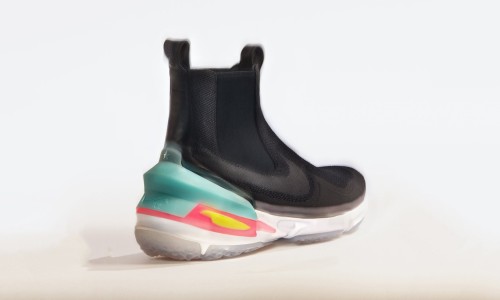 给切尔西靴换上富有未来感的中底，NikeLab R.T. 系列的新惊喜