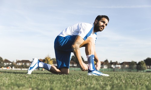 PUMA evoTOUCH 蓝白配色醒目升级