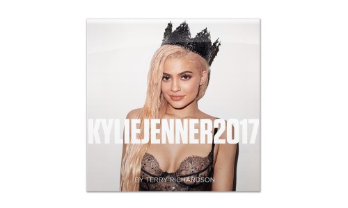 “蛇蝎美人”，Kylie Jenner 与摄影师 Terry Richardson 合作打造独家影集