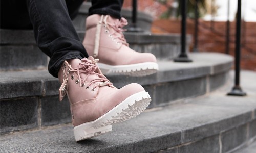 KITH 与 Timberland 出了一双你得不到的 “亲友限定”