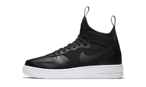 家族新生代力量，Nike Air Force 1 UltraForce Mid 轻盈登场