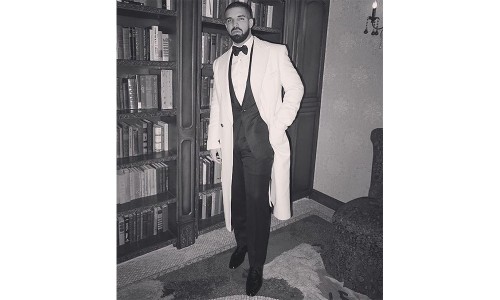 这太八卦了：看看 Drake 和 J Lo 第一回约会怎么穿的