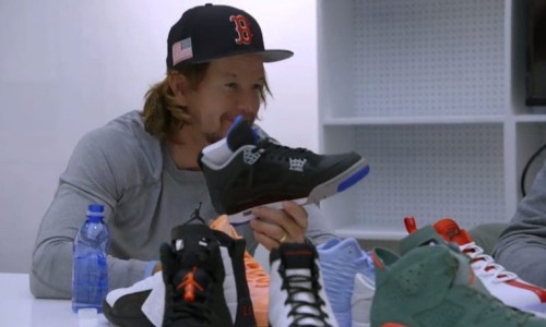 由马克·沃尔伯格首次曝光的这双 AJ4，将会在 5 月正式发售