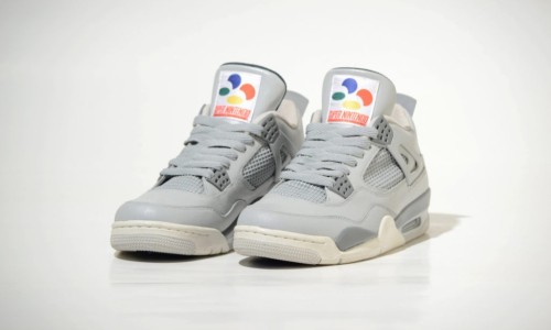 “游戏机 + 球鞋” 典范，Air Jordan IV “Super Nintendo” 客制版欣赏