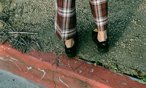 PUMA 携手 Alie Layus 打造 Suede Platform Gold 造型特辑