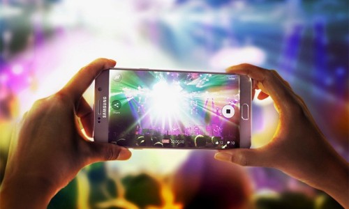 SAMSUNG 或将于 Galaxy Note 8 中采用 4K 级显示屏