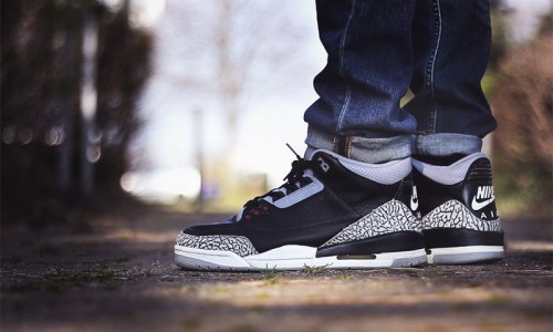 将会在今年复刻的是 Air Jordan III “Black Cement” 配色