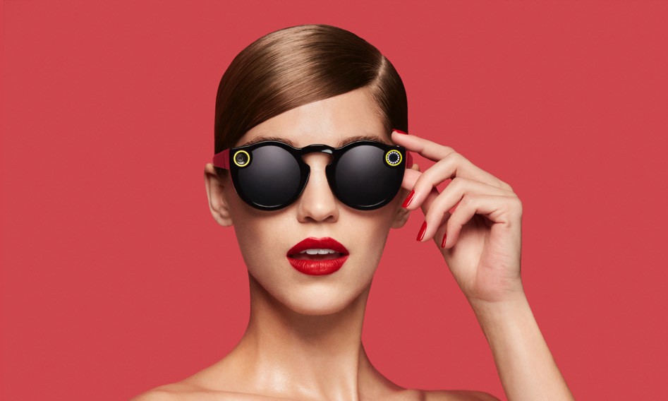 菲董最爱的 Snapchat 智能眼镜 Spectacles 现已正式发售