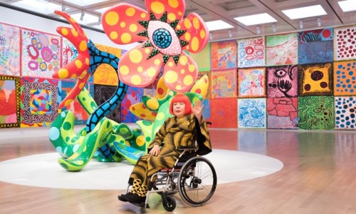 草间弥生最大个展，《わが永远の魂》开幕