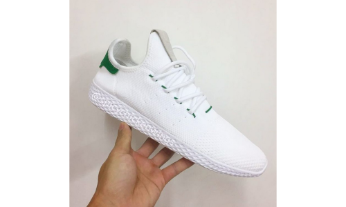 抢先预览 adidas Originals x Pharrell Williams  HU 系列新鞋款