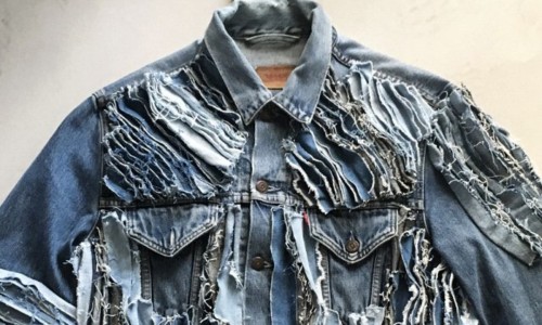 把“回收废品”往身上披，也是种时尚