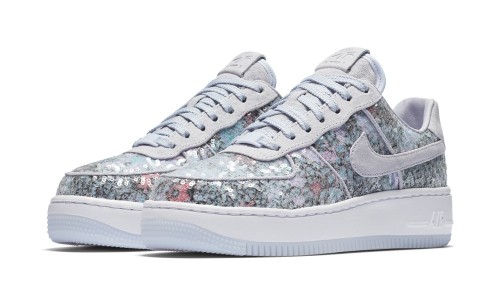 为女性特别打造，Nike Air Force 1 Upstep Low 上市