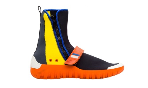 Prada 潜水员系列发售