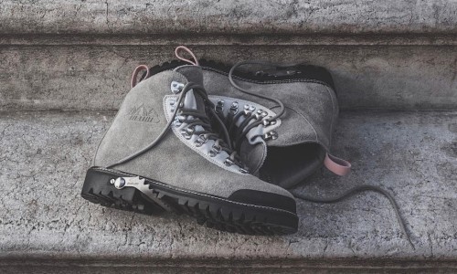 OFF-WHITE x KITH 新联名单品曝光：靴子和帽衫