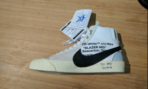 继续大号 Swoosh，OFF-WHITE x Nike Blazer Mid 清晰照现身