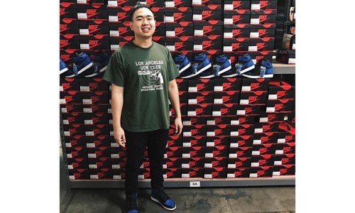 华人鞋贩 Allen Kuo 又晒出 Air Jordan I “Royal” 配色来拉仇恨了