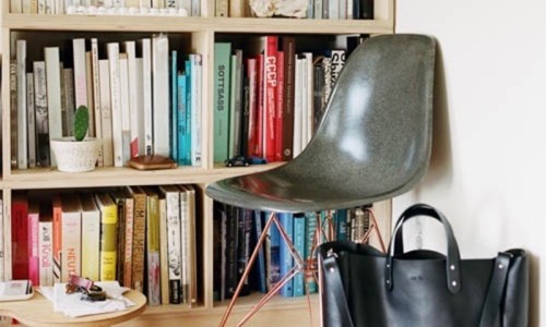 STUSSY Livin' GENERAL STORE 携手 Modernica 打造 Eiffel Side 贝壳椅