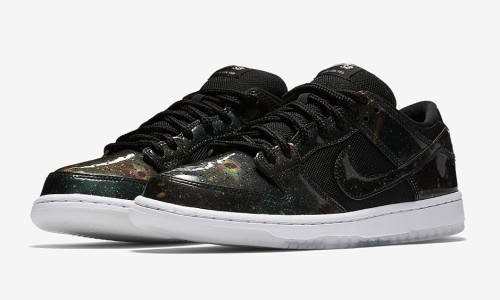 又一款星空主题问世，Nike SB Dunk Low “Galaxy” 本月发售