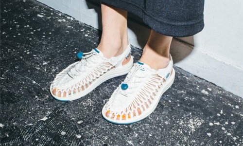 X-GIRL 携手 KEEN 打造联乘款凉鞋