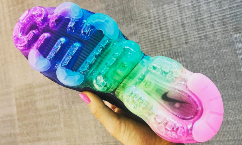 支持 LGBT 族群，Nike Air VaporMax “Be True” 或将下月发售